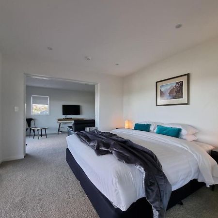 Fabulous Castor Bay 1 Bedroom With Views And Skytv โอ๊คแลนด์ ภายนอก รูปภาพ
